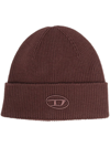 Diesel Embroidered-logo Detail Beanie In Brown