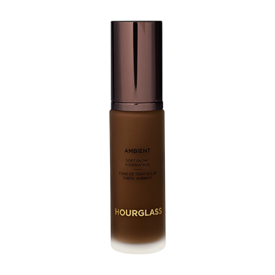 Hourglass Ambient Soft Glow Foundation In 16.5