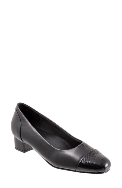 Trotters Daisy Pump In Black Snake