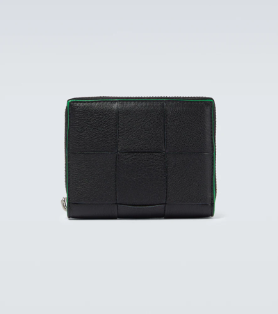 Bottega Veneta Intrecciato Leather Wallet In Black-parak/bla-sil