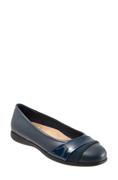 Trotters Danni Leather & Suede Flat In Navy Micro