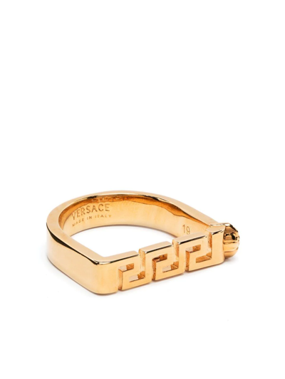 Versace Gold Greca Bar Ring In 3j000 Oro
