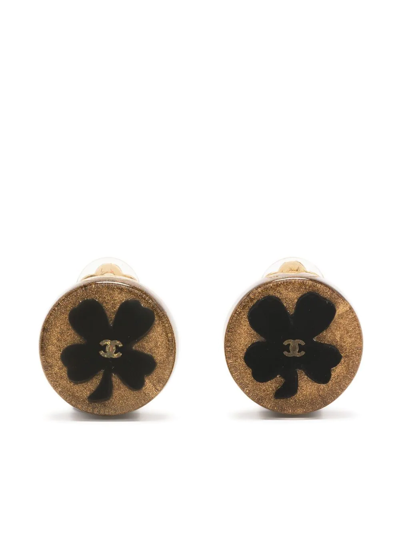 Pre-owned Chanel 2001 Cc Clover Clip-on Earrings In Gold