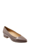 Trotters Jewel Pump In Taupe Patent