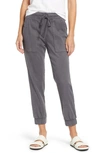 Bella Dahl Pocket Joggers In Grey