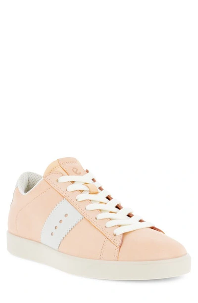 Ecco Street Lite Retro Sneaker In Peach Nectar/ White
