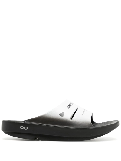 And Wander X Oofos Ooahh Recovery Slides In Black