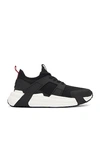 Moncler Lunarove Low-top Sneakers In Black