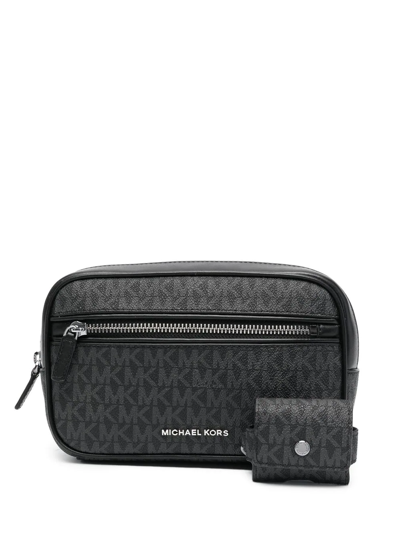 Michael Kors Monogram Zipped Wash Bag In Schwarz