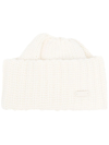 SAINT LAURENT LOGO-PLAQUE CHUNKY KNIT CASHMERE BEANIE