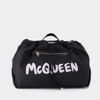 Alexander Mcqueen Large Cord Bag In Black