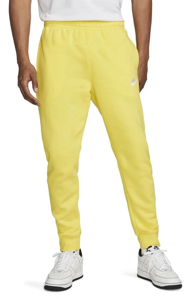 Nike Club Pocket Fleece Joggers In Yellow Strike/ White