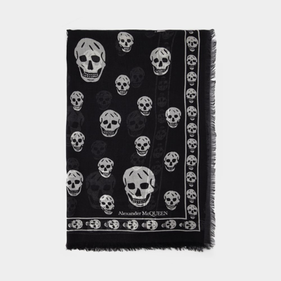 Alexander Mcqueen Schal Skull Aus Modal Und Seide Schwarz Und Elfenbeinfarbend In Black