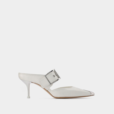 Alexander Mcqueen Boxcar Pumps In White