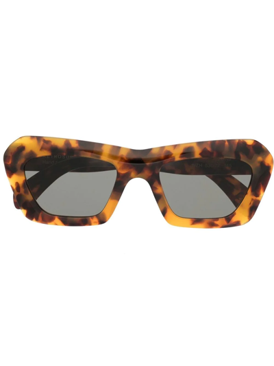 Retrosuperfuture Zenya Cat-eye Frame Sunglasses In 褐色