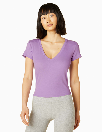 Beyond Yoga Take The Plunge V-neck Tee In Multicolour