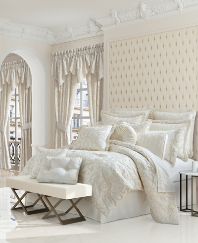 J Queen New York La Boheme 4-pc. Comforter Set, Queen In Ivory