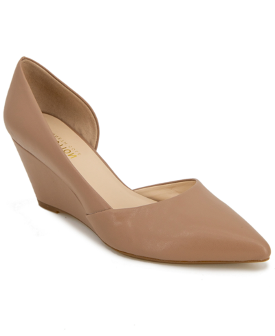 Kenneth Cole Reaction Women's Eltinn D'orsay Wedge Pumps Women's Shoes In Classic Tan