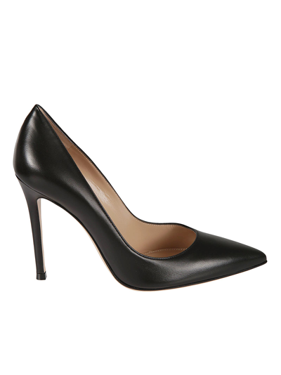Gianvito Rossi 70mm Vitello Middle Heel Leather Pump In Black
