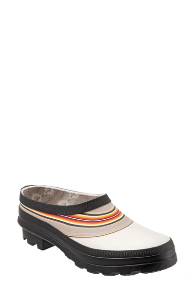 Pendleton Serape Stripe Garden Clog In White