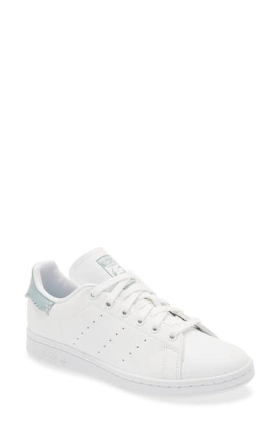 Adidas Originals Primegreen Stan Smith Sneaker In White/ Magic Grey/ Ecru Tint