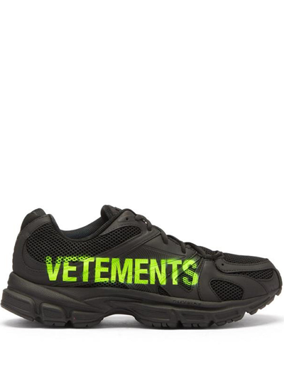 Vetements Artisanal Sprayed Spike Runner Sneakers Black