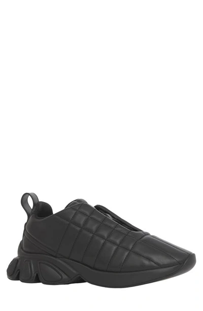 Burberry Axburton Padded-detail Low-top Sneakers In Black