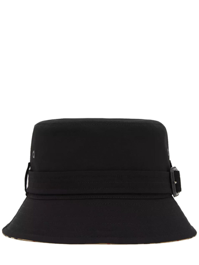 Burberry Cotton Gabardine Belted Bucket Hat In Nero