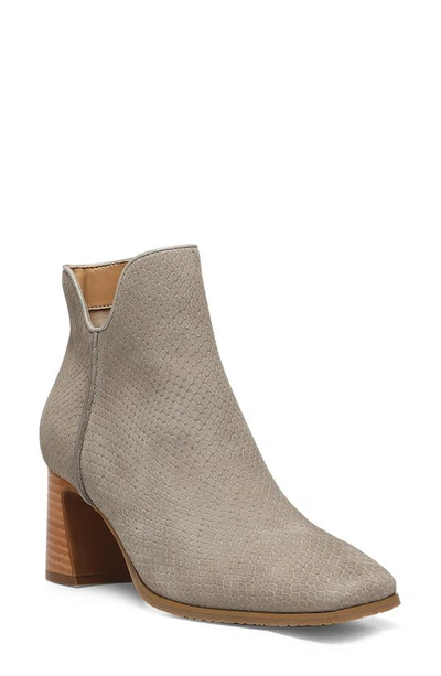 Nydj Cassey Bootie In Feather