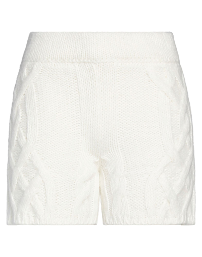 Gloos Woman Shorts & Bermuda Shorts White Size L Polyamide, Merino Wool, Acrylic