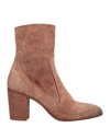 Strategia Ankle Boots In Light Brown