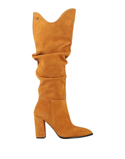 Manila Grace Knee Boots In Yellow