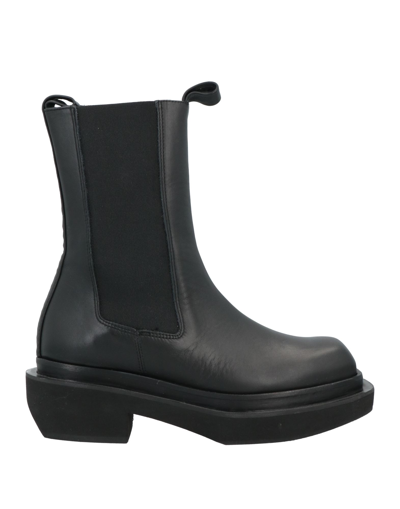 Paloma Barceló Ankle Boots In Black