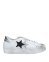 2star Sneakers In White