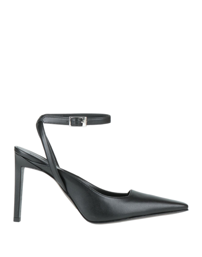 Luca Valentini Pumps In Black