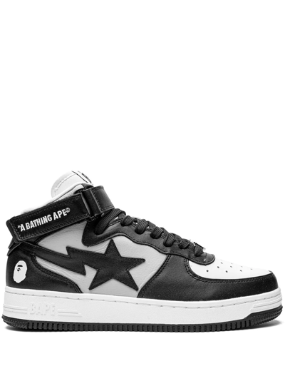 A Bathing Ape Logo-patch Leather Trainers In Black