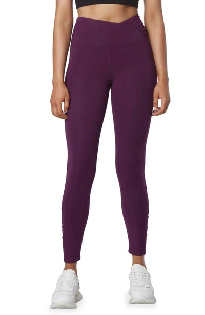 Andrew Marc Sport Ruched High Waist Leggings In Eggplant