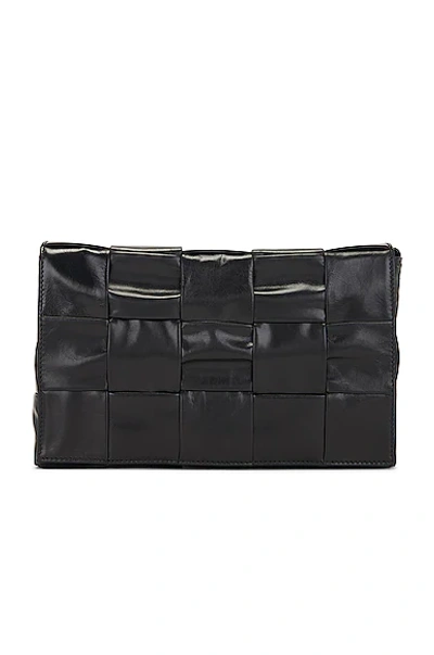 Bottega Veneta Medium Cassette Messenger In Black & Silver