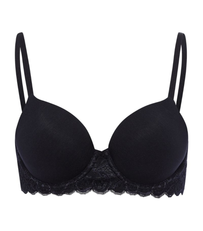 Hanro Luxury Moments Lace T-shirt Bra In Black