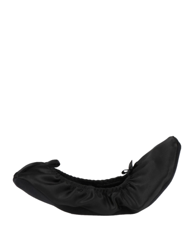 Carla G. Slippers In Black