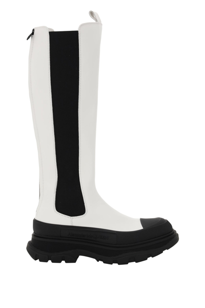 Alexander Mcqueen Tread Slick 拉链及膝靴 In White,black