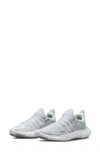 Nike Free Run 5.0 Sneakers In Gray And Mint In Platinum/ White/ Green