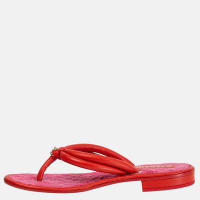 Pre-owned Chanel Red Cc Thong Sandals Size Eu 38.5
