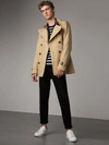 BURBERRY The Kensington – Short Trench Coat,39110571