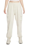 Nike Women's  Sportswear Club Fleece Mid-rise Oversized Cargo Sweatpants In Brown