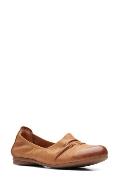 Clarks Rena Way Flat In Brown