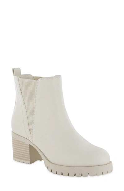 Mia Jody Ribbed Lug Sole Chelsea Boot In Bone