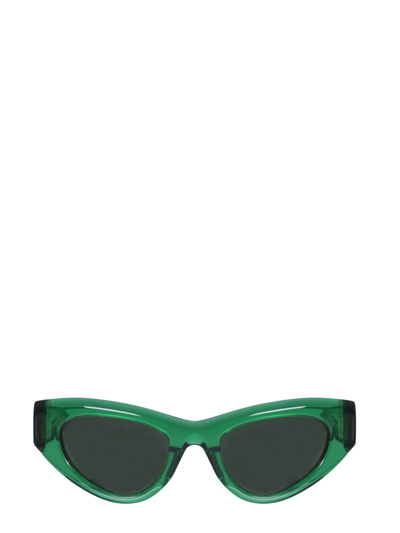 Bottega Veneta Cat-eye Sunglasses In Green