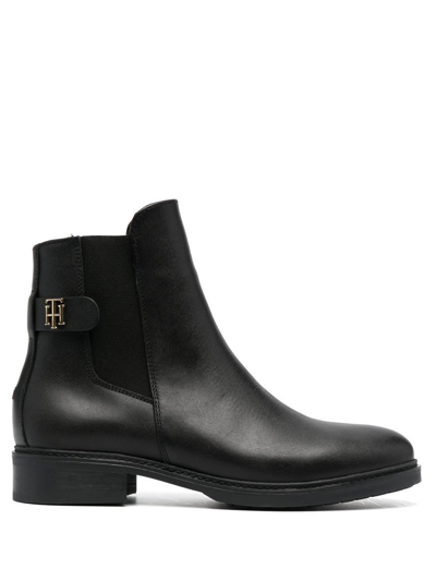Tommy Hilfiger Monogram-plaque Ankle Boots In Brown