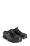 Camperlab Black Traktori Clogs In Black